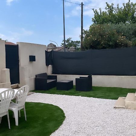 Logement privé sur l'Avenue du Mont Ventoux Carpentras Exterior foto